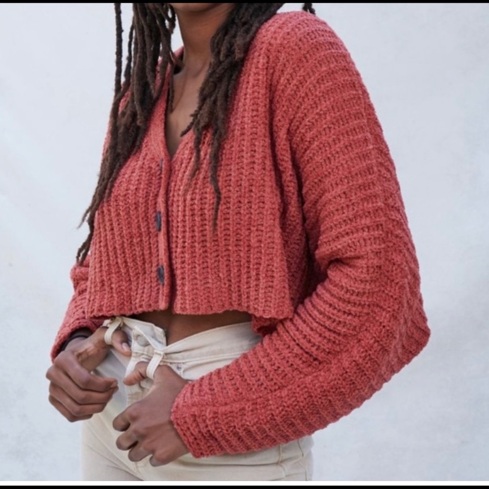 UO Ashlyn Cropped Batwing Cardigan